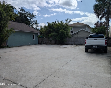 2818 Herschel Street - Photo Thumbnail 10