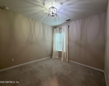 2219 Major Oak Street - Photo Thumbnail 12