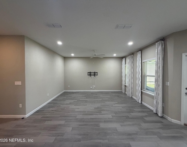 2219 Major Oak Street - Photo Thumbnail 5