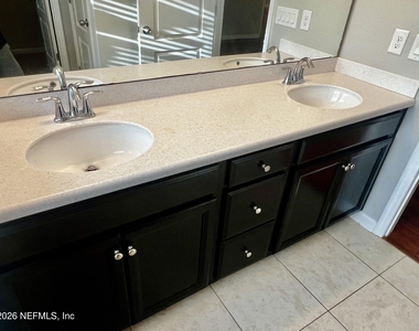 174 Asbury Hill Court - Photo Thumbnail 20