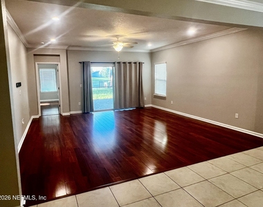 174 Asbury Hill Court - Photo Thumbnail 8