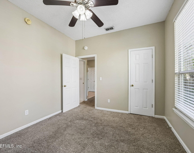 2737 Vernon Terrace - Photo Thumbnail 13