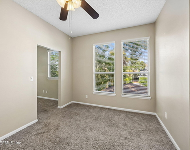 2737 Vernon Terrace - Photo Thumbnail 6