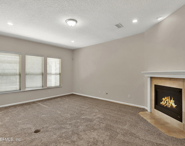 14422 Christen Drive S - Photo Thumbnail 5