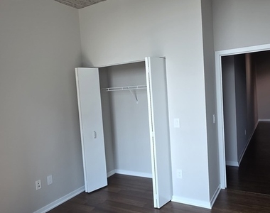 1345 S Wabash Avenue - Photo Thumbnail 17