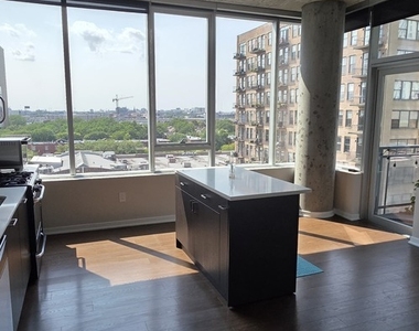 1345 S Wabash Avenue - Photo Thumbnail 5