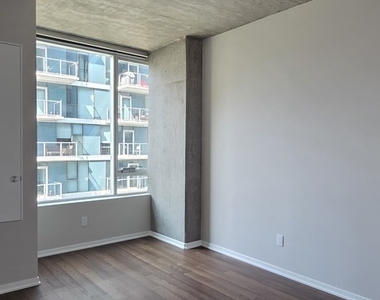 1345 S Wabash Avenue - Photo Thumbnail 21