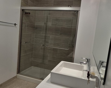1345 S Wabash Avenue - Photo Thumbnail 7