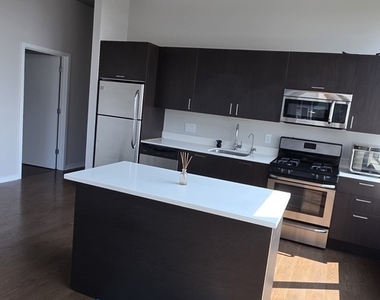 1345 S Wabash Avenue - Photo Thumbnail 4