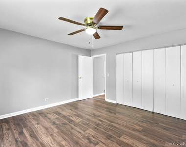 240 Bristol Way - Photo Thumbnail 14