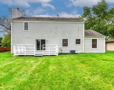 1102 Country Drive - Photo Thumbnail 33