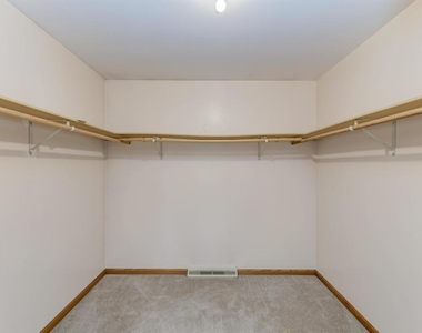 1102 Country Drive - Photo Thumbnail 24
