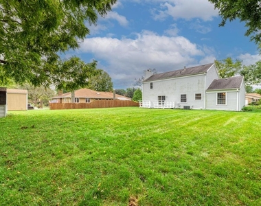 1102 Country Drive - Photo Thumbnail 35