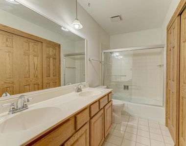 1102 Country Drive - Photo Thumbnail 29