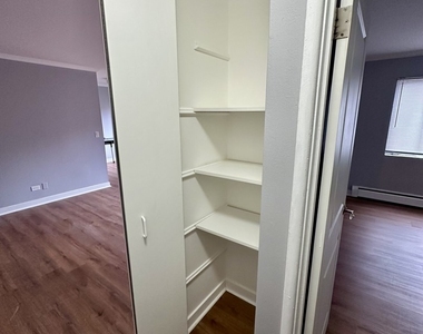 7120 N Sheridan Road - Photo Thumbnail 9