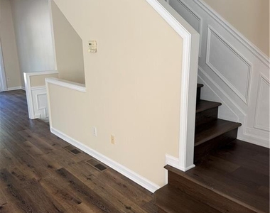 4021 Howell Park Road - Photo Thumbnail 14