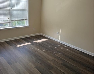 4021 Howell Park Road - Photo Thumbnail 27