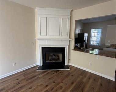 4021 Howell Park Road - Photo Thumbnail 11