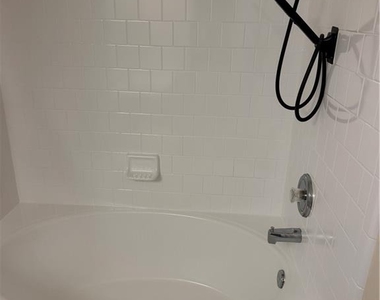 4021 Howell Park Road - Photo Thumbnail 22
