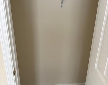 4021 Howell Park Road - Photo Thumbnail 30