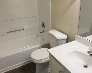4021 Howell Park Road - Photo Thumbnail 32