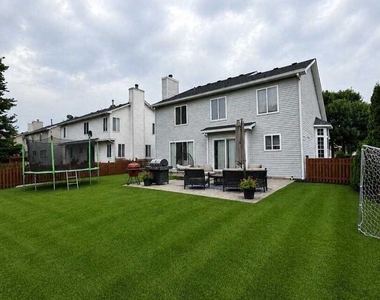 339 Wedgewood Circle - Photo Thumbnail 1