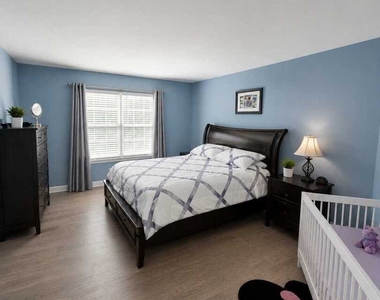 339 Wedgewood Circle - Photo Thumbnail 8