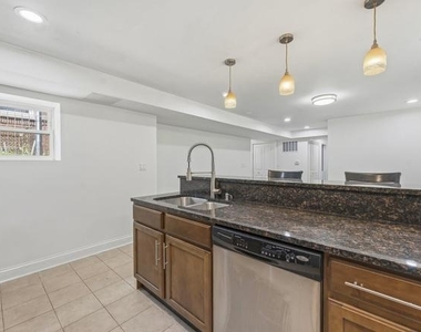 7733 N Marshfield Avenue - Photo Thumbnail 4