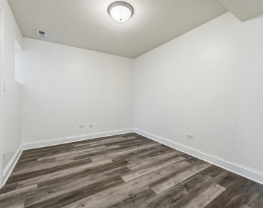 7733 N Marshfield Avenue - Photo Thumbnail 13
