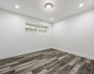 7733 N Marshfield Avenue - Photo Thumbnail 10