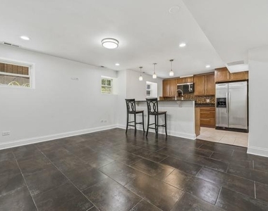 7733 N Marshfield Avenue - Photo Thumbnail 1