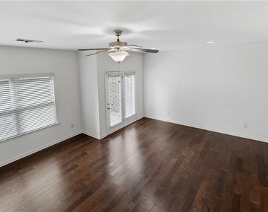 4987 Longview Walk - Photo Thumbnail 34