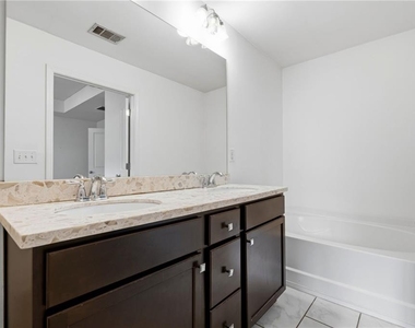 4987 Longview Walk - Photo Thumbnail 27