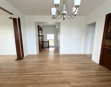 3416 W Schubert Avenue - Photo Thumbnail 5