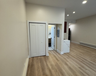 444 N State Street - Photo Thumbnail 8