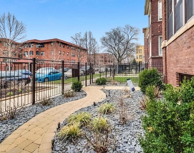 4850 N Albany Avenue - Photo Thumbnail 26