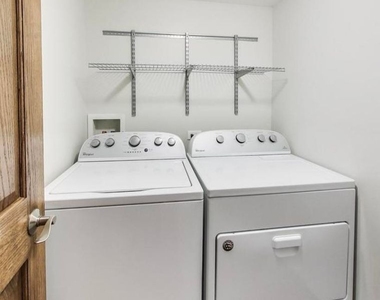 4850 N Albany Avenue - Photo Thumbnail 13