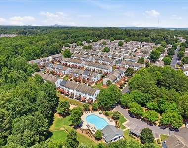 1307 Greychurch Way - Photo Thumbnail 19