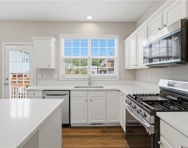 1307 Greychurch Way - Photo Thumbnail 3