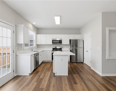 1307 Greychurch Way - Photo Thumbnail 4