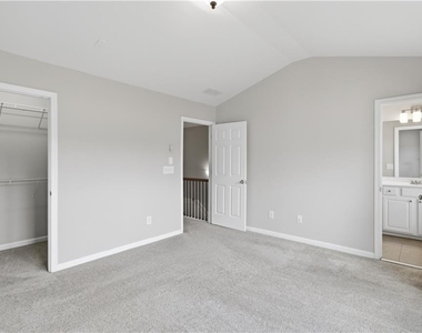 1307 Greychurch Way - Photo Thumbnail 12
