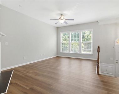 1307 Greychurch Way - Photo Thumbnail 2