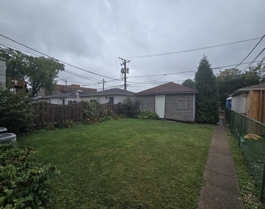 4116 N Maplewood Avenue - Photo Thumbnail 18