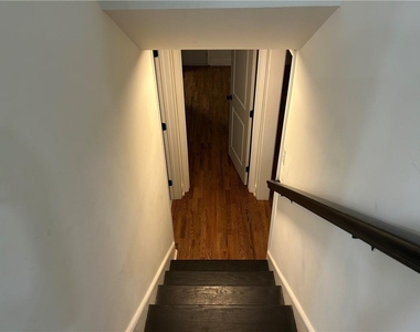 3278 Amhurst Drive Nw - Photo Thumbnail 10
