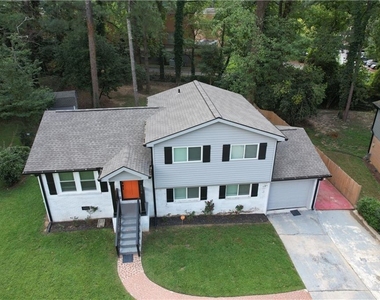 3278 Amhurst Drive Nw - Photo Thumbnail 2