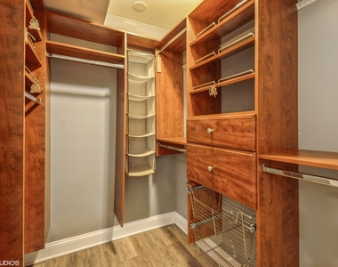 2417 N Ridgeway - Photo Thumbnail 15