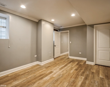 2417 N Ridgeway - Photo Thumbnail 13
