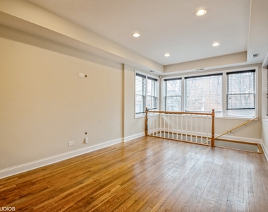 2417 N Ridgeway - Photo Thumbnail 2