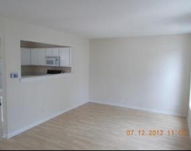 1085 Symphony Drive - Photo Thumbnail 2