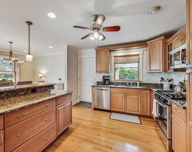1105 W Miner Street - Photo Thumbnail 7